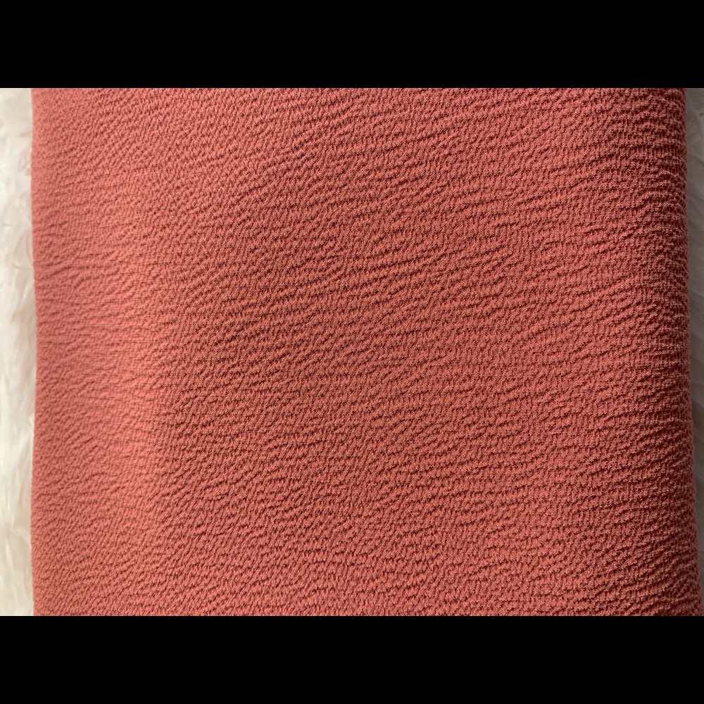 NWOT Coral top with keyhole back & collar - Picture 5 of 8